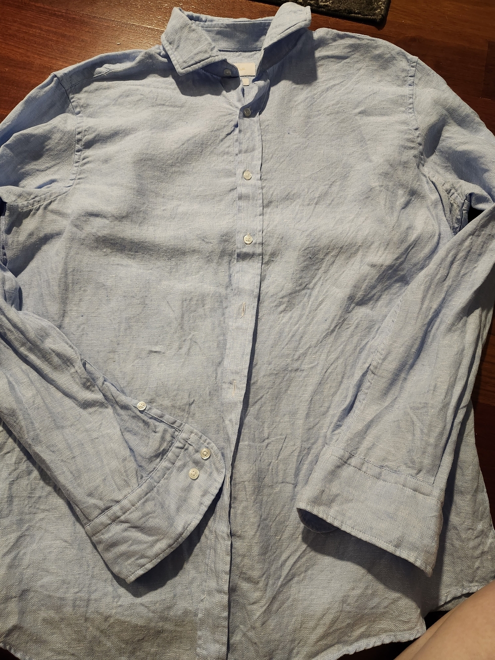 Massimo Dutti Men's Light Blue Linen Button-Down Shirt